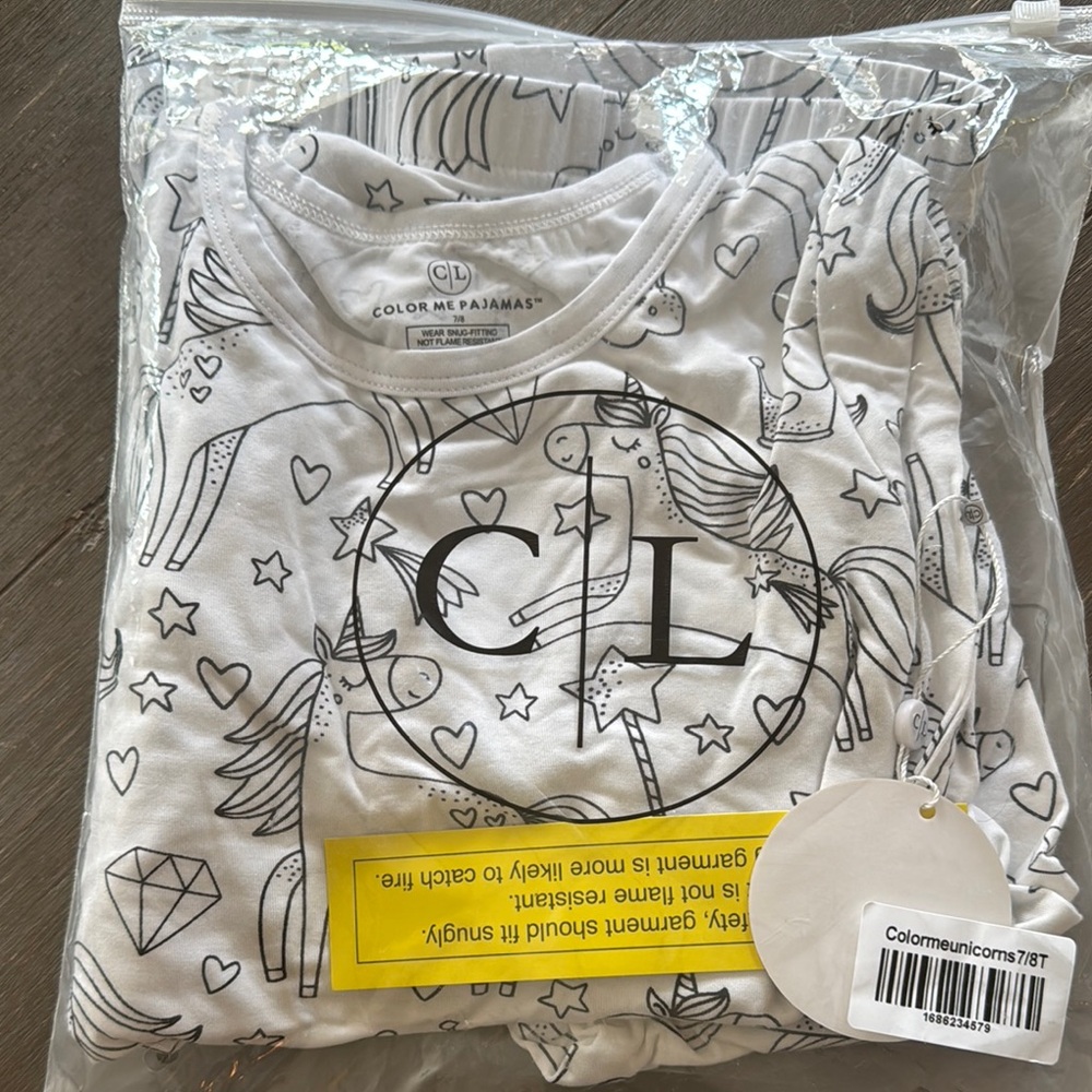 Caden Lane Monochrome Unicorn Pajama Set